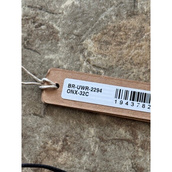 Skims Fits Everybody T-Shirt Bra Onyx Size 32C - Picture 6 of 6